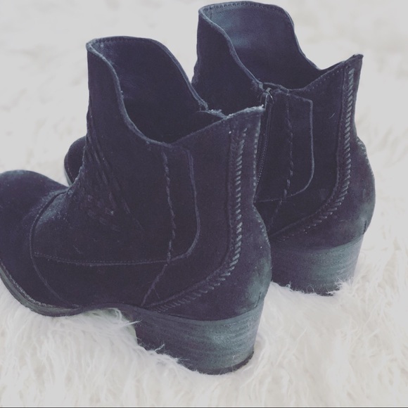 ➕➕ Black Leather Suede Cutout Ankle Boots Booties - Picture 7 of 8